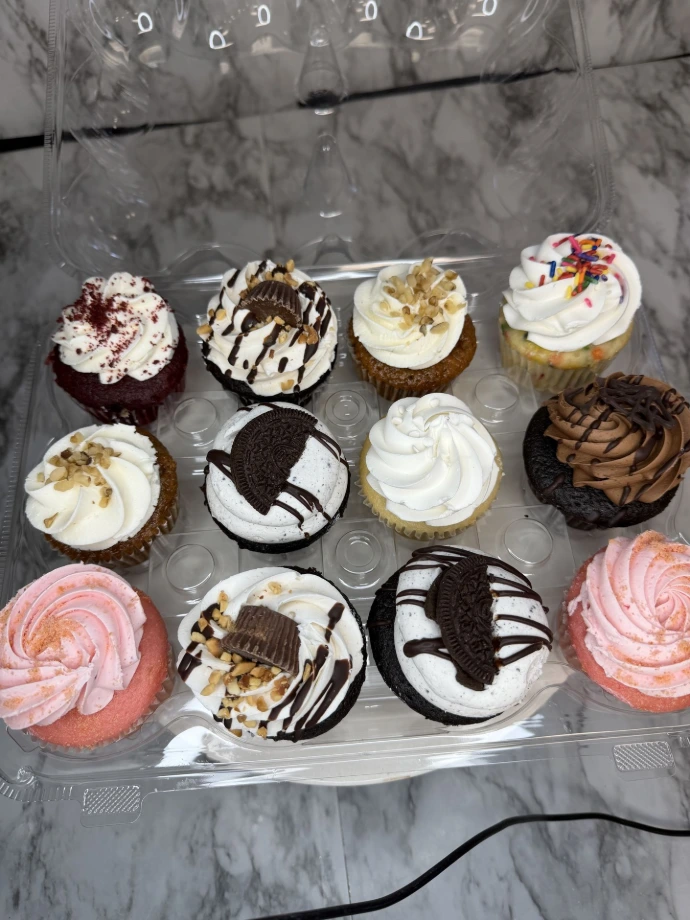 Premium Cupcake Dozen